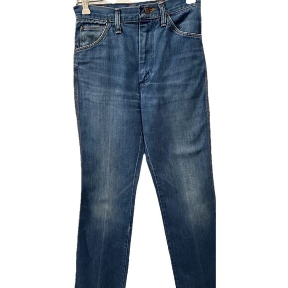 Wrangler Womens Jeans Sz 29M Classic Straight Leg Blue Denim High Rise Cowgirl - Picture 2 of 7